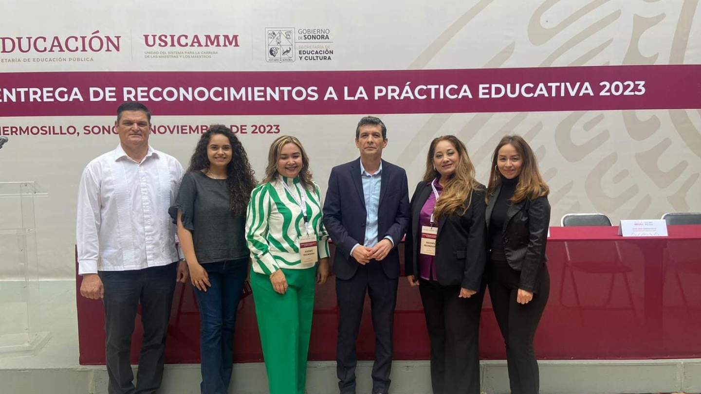 Reciben docentes de Cecyte Sonora, reconocimiento a la práctica educativa 2023.