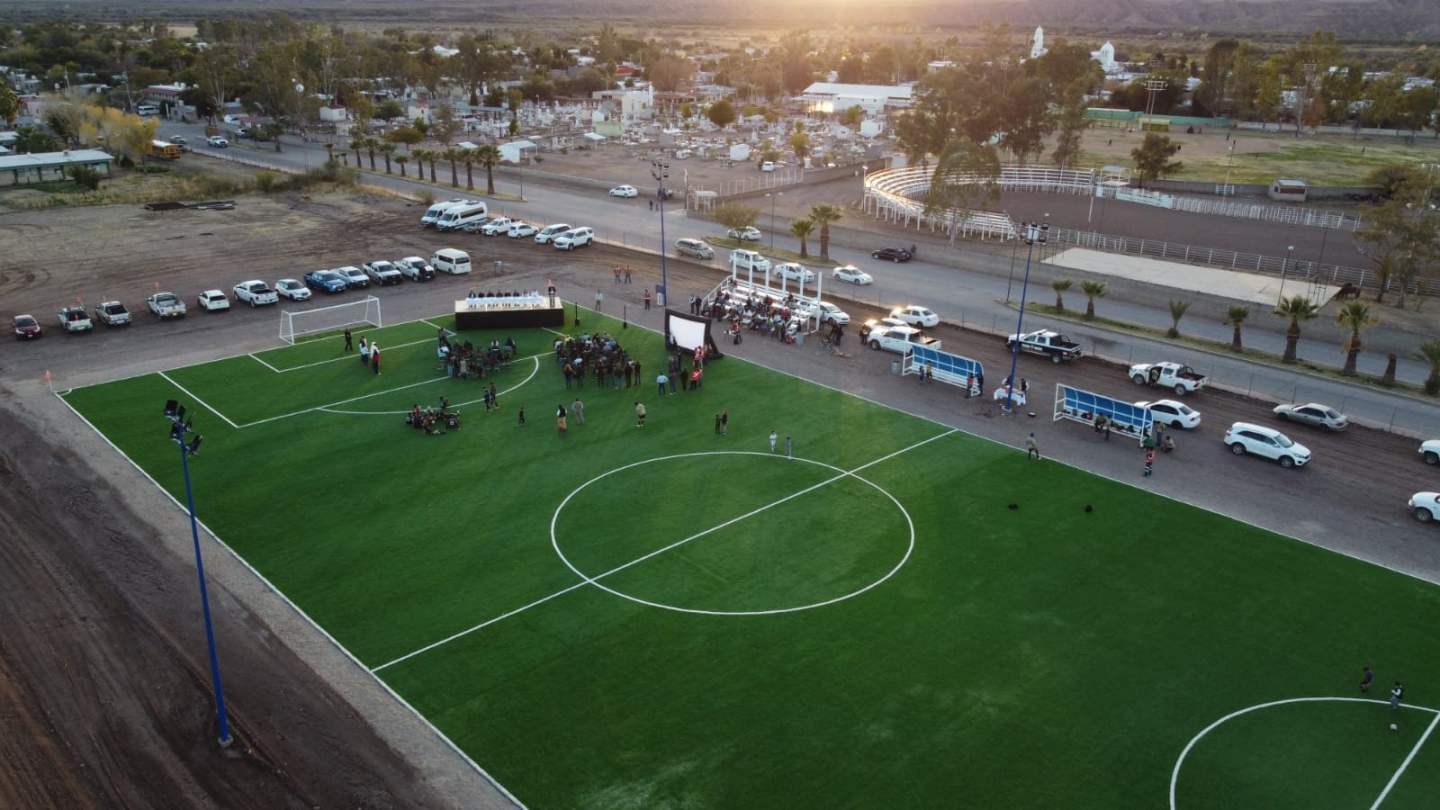 Inaugura Cecyte Sonora primera etapa de la Unidad Deportiva Banámichi.