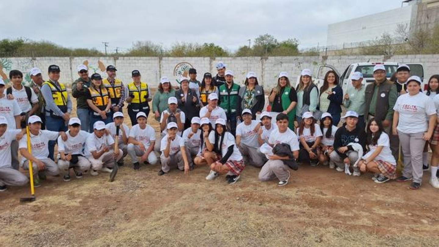 Reforestación en el plantel Hermosillo I La Manga